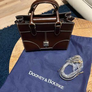 Dooney & Bourke Saffiano Jayne Satchel - 100% Authentic